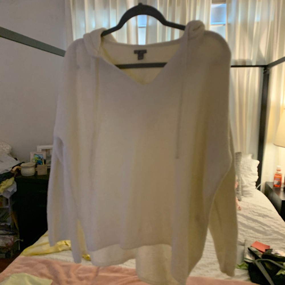 White aerie pullover